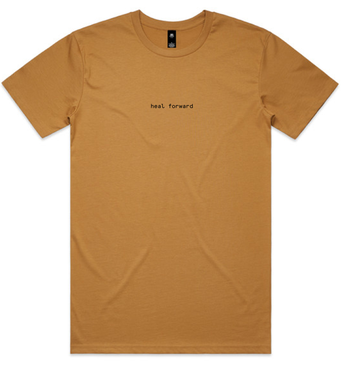Heal Forward Tee - Camel